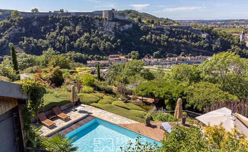 Villa à Besançon, Bourgogne-Franche-Comté, France 1