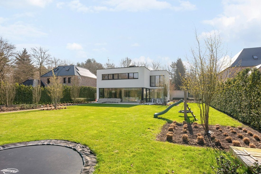 Villa in Oud-Turnhout, Flanders, Belgium 3 - 17691528
