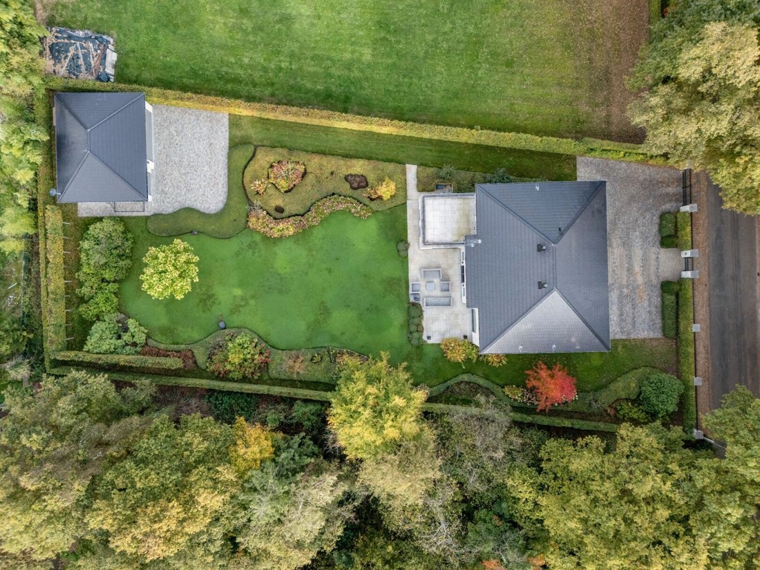 Villa in Genk, Flanders, Belgium 2 - 16549325