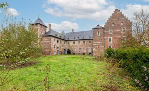 Villa in Tongeren-Borgloon, Flanders, Belgium 1