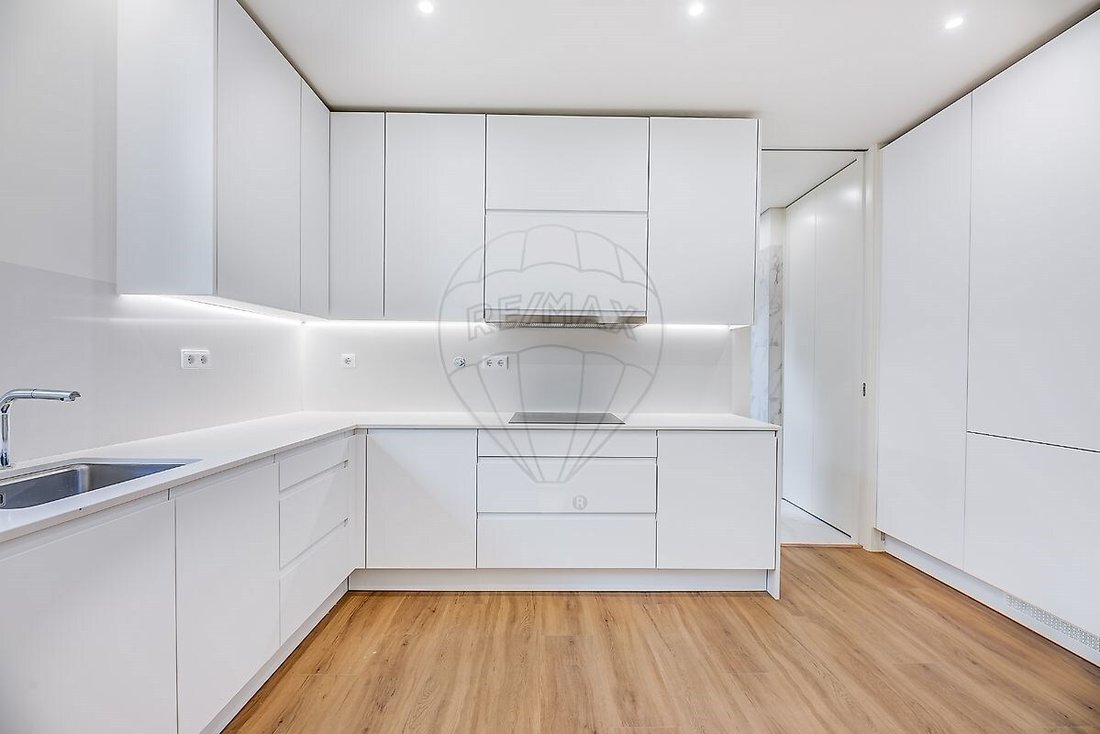 Apartment in Arroios, Lisbon, Portugal 4 - 14954786