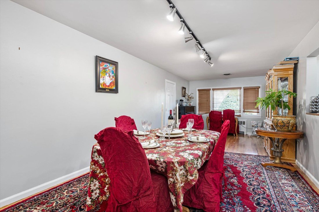 House in Great Neck, New York, United States 4 - 17698817