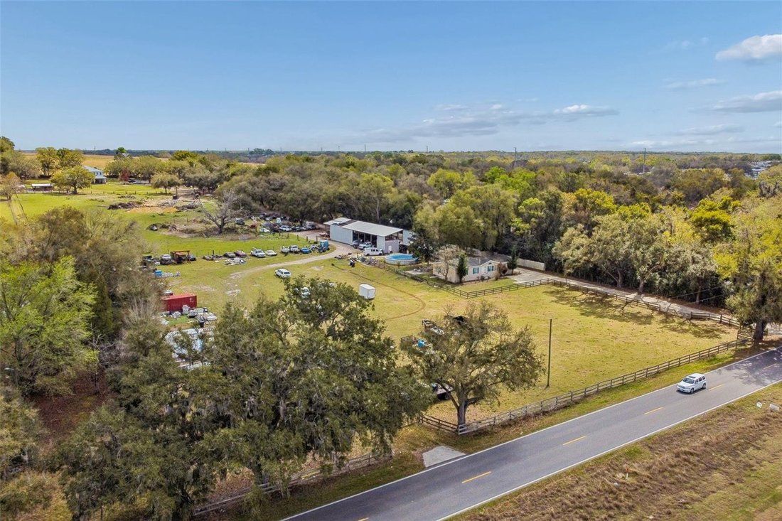 Land in Zephyrhills, Florida, United States 3 - 17698815