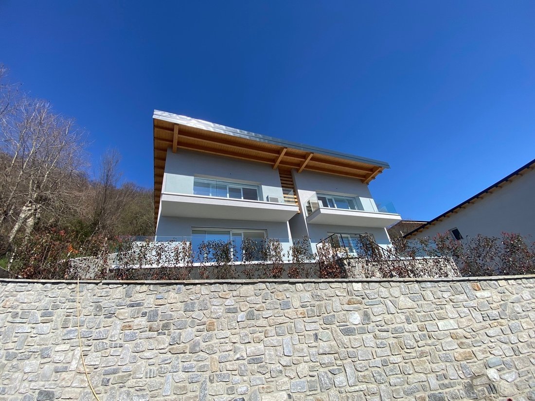 Apartment in Vercana, Lombardy, Italy 3 - 17700265