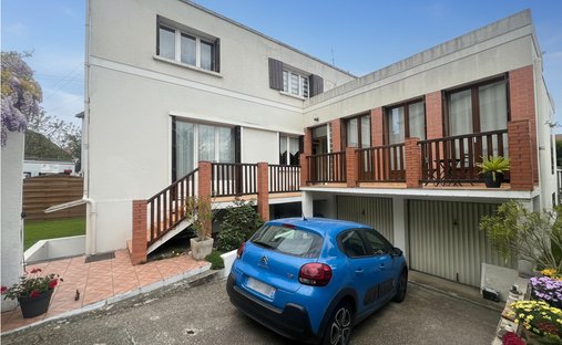 House in Centre Ville, Houilles, France 1