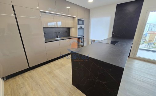 Wohnung in Pontinha e Famoes, Lissabon, Portugal 1