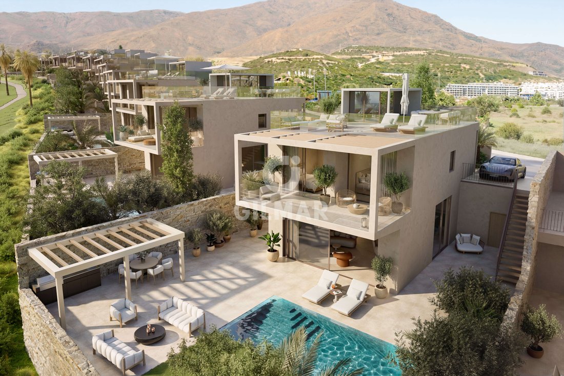 Villa in Estepona, Andalusia, Spain 1 - 17694407