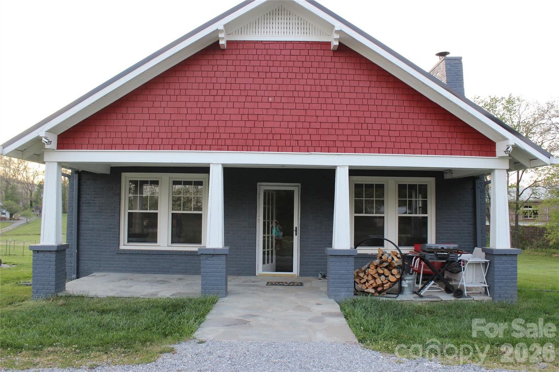 House in Mills River, North Carolina, United States 2 - 17694792