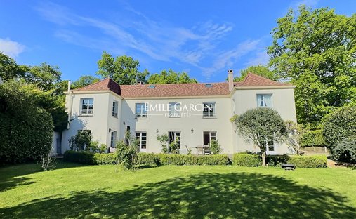 Villa in Nord, Saint-Nom-la-Bretèche, France 1