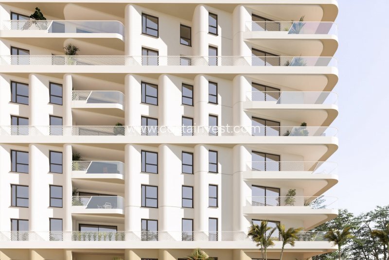 Apartment in la Vila Joiosa / Villajoyosa, Valencian Community, Spain 2 - 17695092