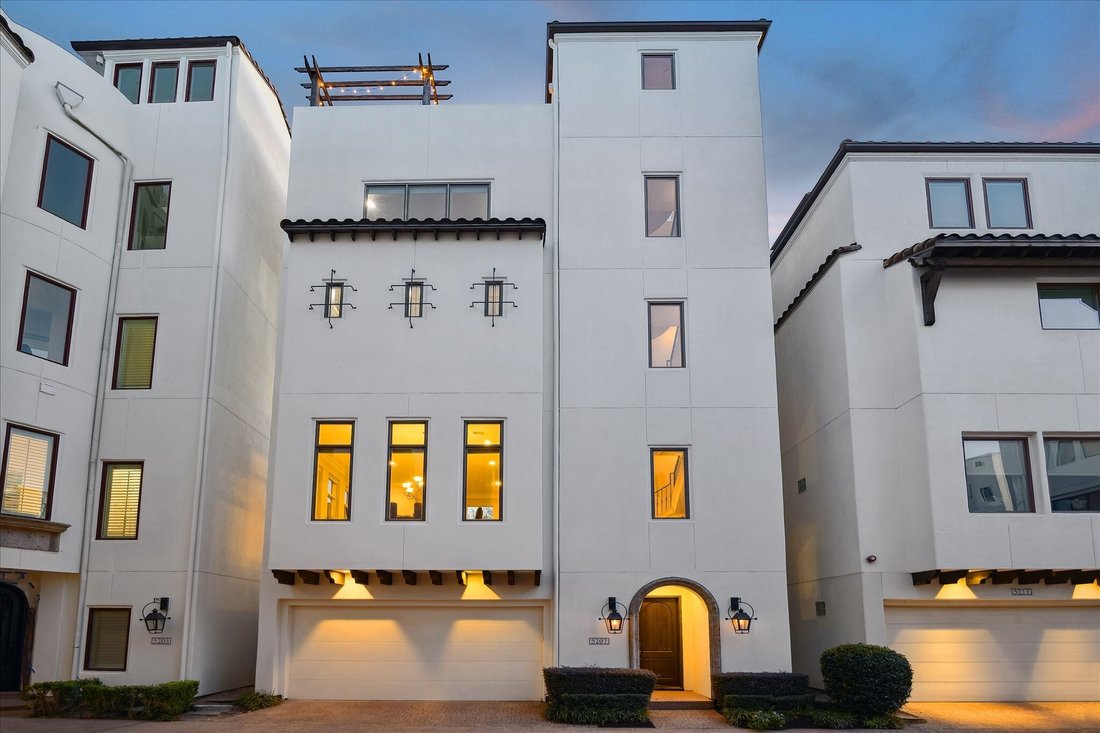 House in Houston, Texas, United States 2 - 16971746
