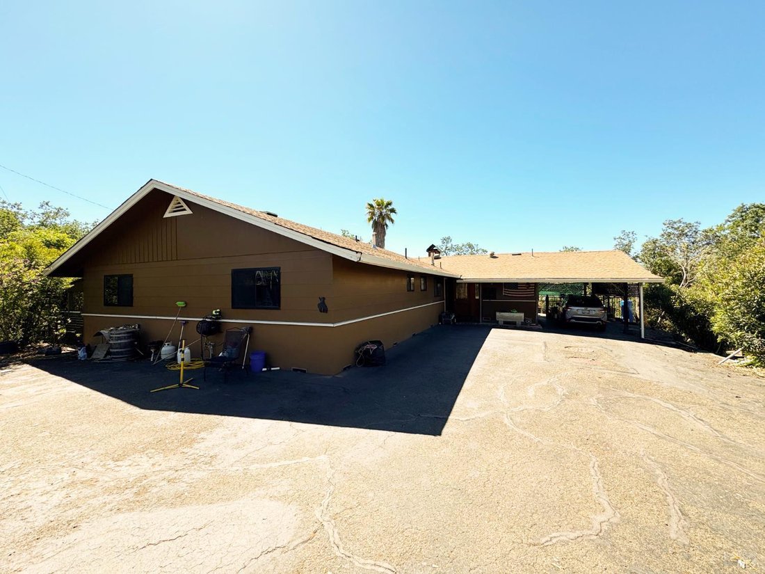 House in Ukiah, California, United States 1 - 17698268