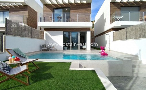 Villa in Orihuela, Valencian Community, Spain 1
