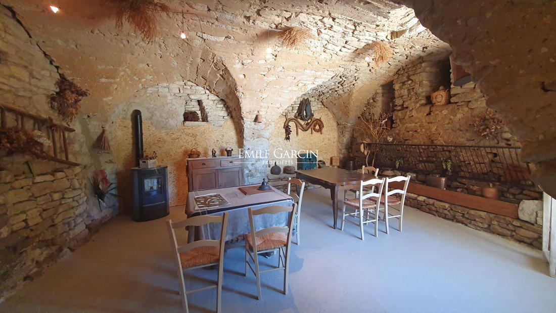 Villa in Bonnieux, Provence-Alpes-Côte d'Azur, France 3 - 17693828