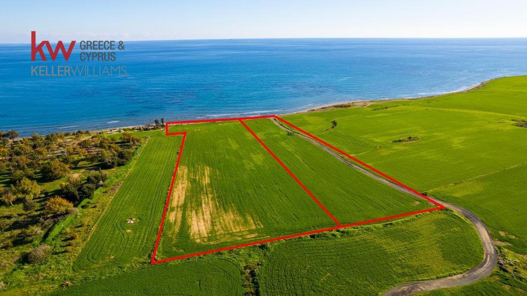 Terreno a Softades, Distretto di Larnaca, Cipro 1 - 17693695