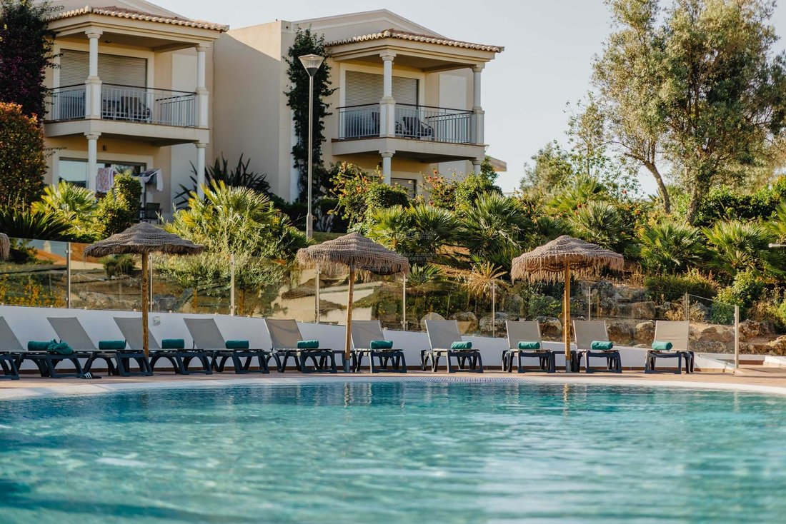 Townhouse in Carvoeiro, Algarve, Portugal 2 - 17695182