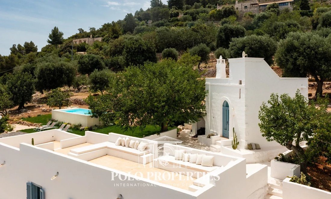 Estate in Selva di Fasano, Apulia, Italy 1 - 15172526