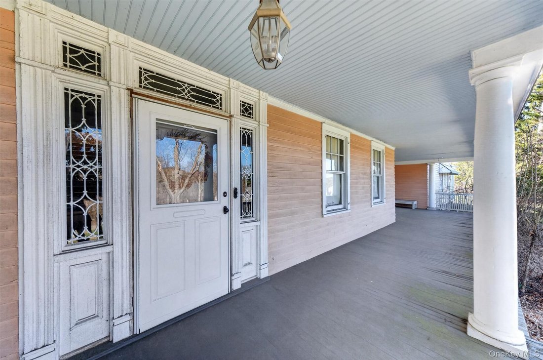House in Woodbury, New York, United States 5 - 17694358