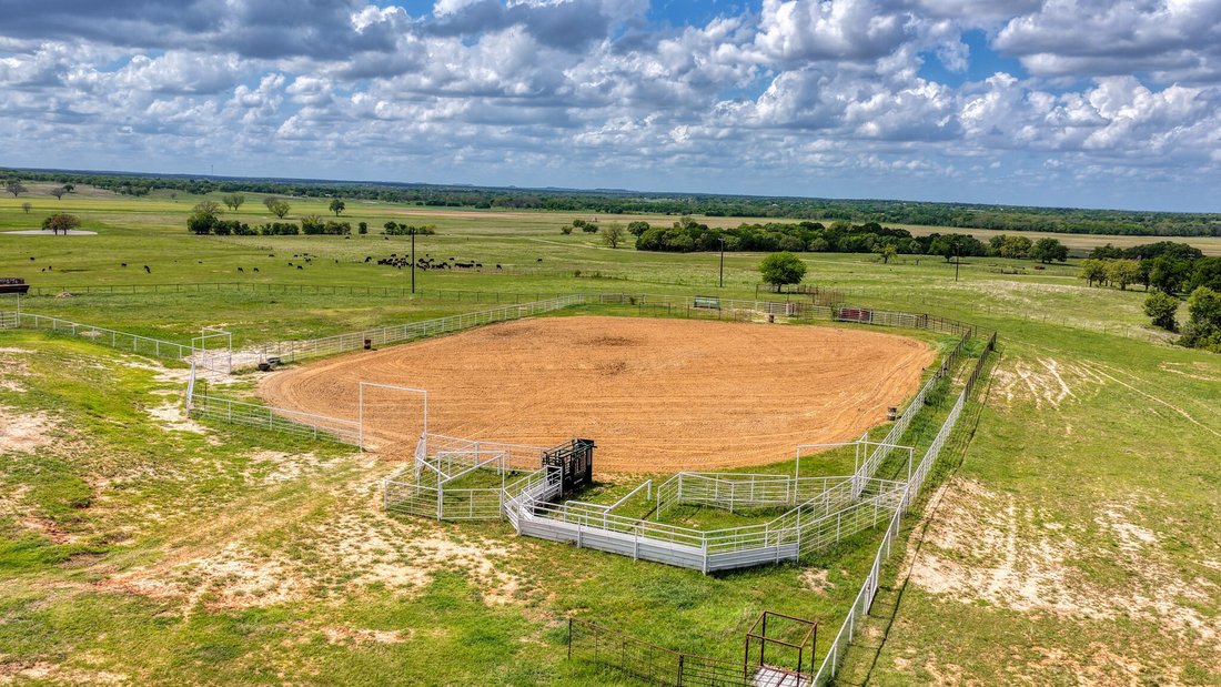 Farm Ranch in Paradise, Texas, United States 5 - 17698734