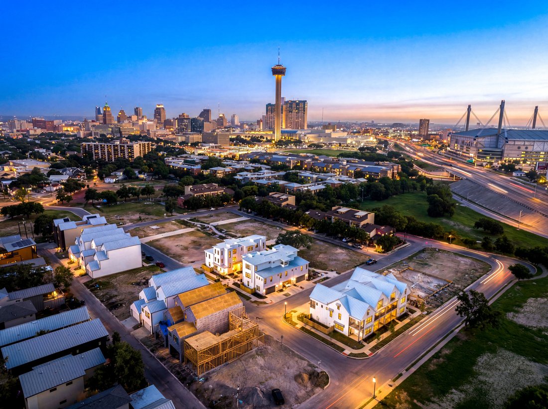 House in San Antonio, Texas, United States 3 - 17694408