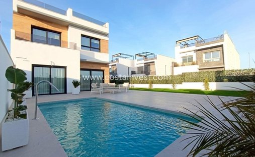 Villa in Benijofar, Valencian Community, Spain 1