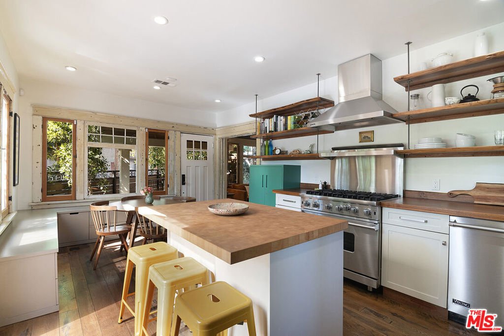 House in Los Angeles, California, United States 5 - 17696556