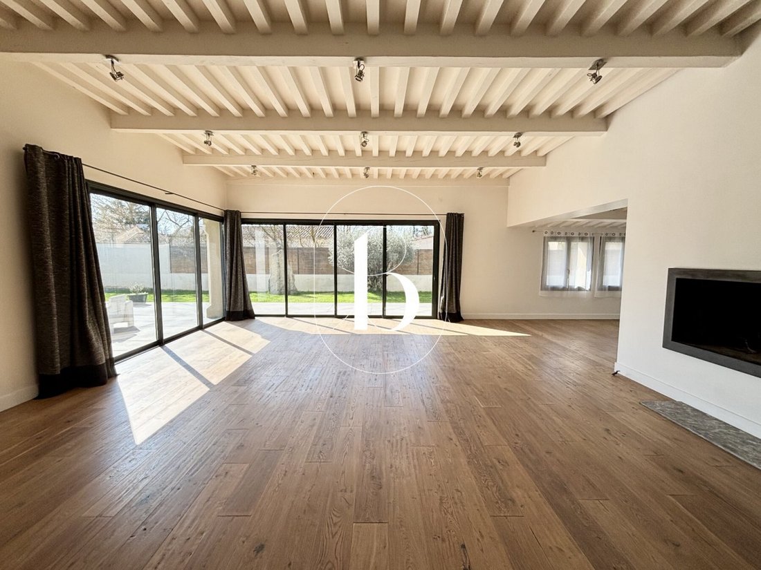 House in Uzès, Occitania, France 4 - 17693084