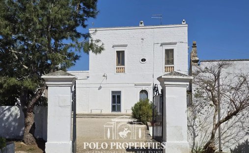 Estate in Center, Carovigno, Apulia 1