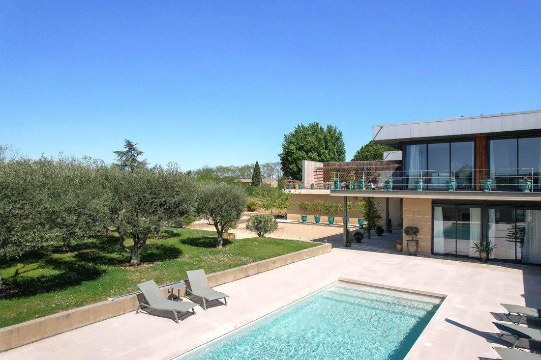 Estate in Uzès, Occitania, France 4 - 17698460