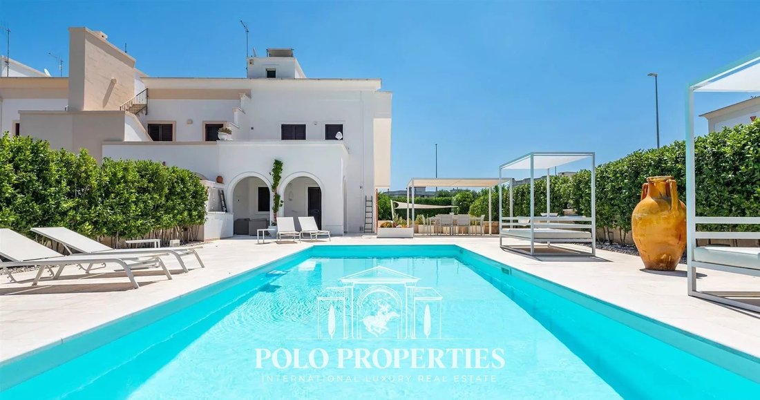 Villa in Selva di Fasano, Apulia, Italy 1 - 15142545