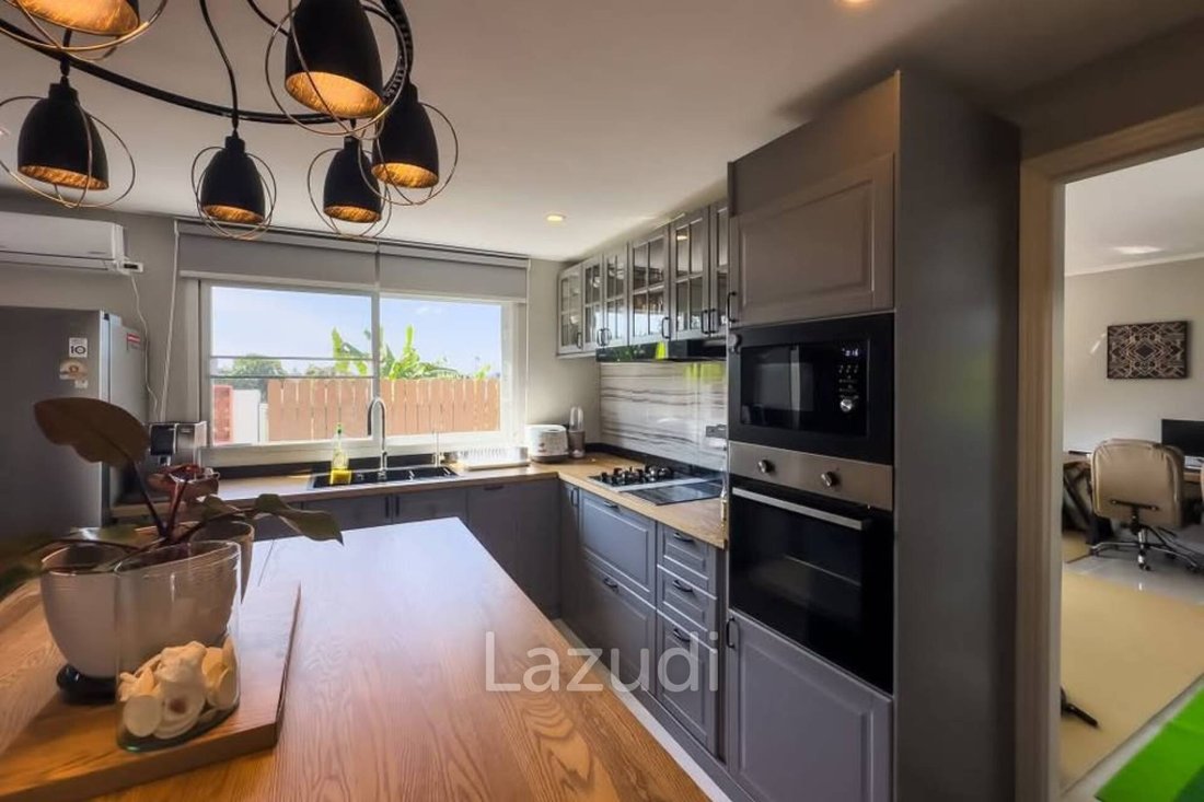 Villa in Choeng Thale, Phuket, Thailand 3 - 17694910