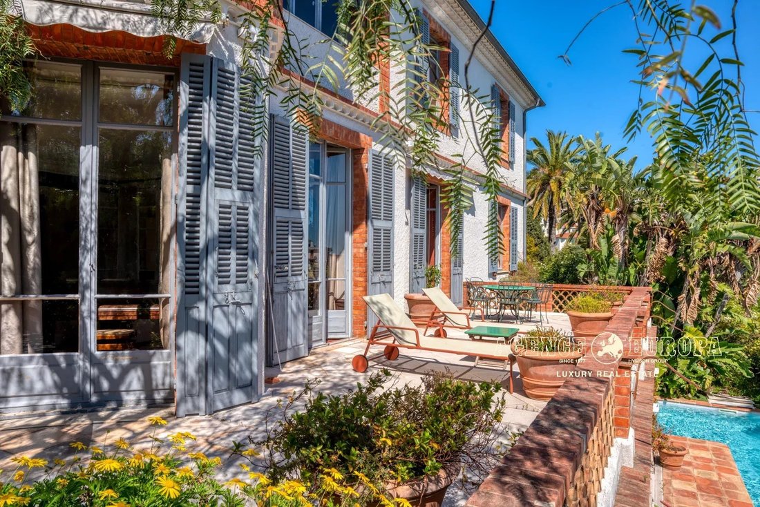 Villa in Cannes, Provence-Alpes-Côte d'Azur, France 5 - 17668809