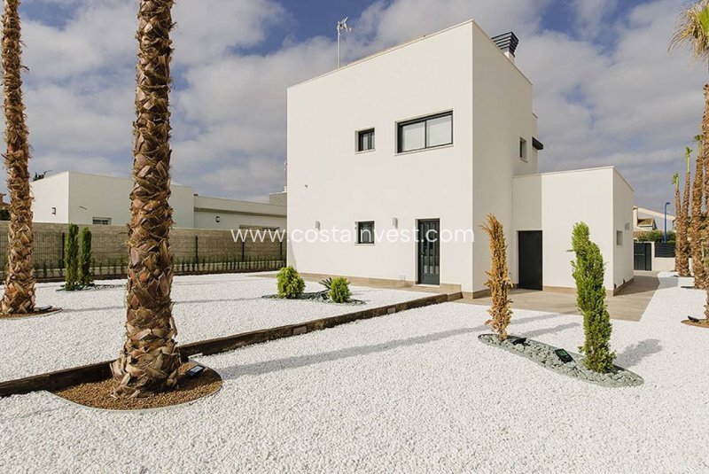 Villa in Orihuela, Valencian Community, Spain 2 - 17695393