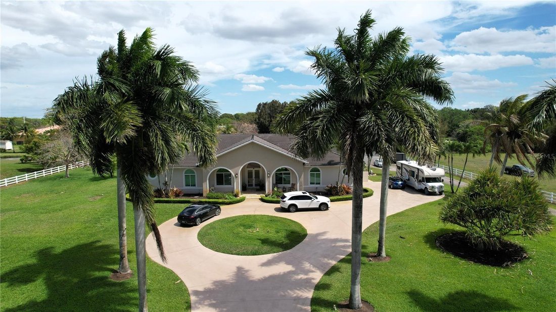 House in Weston, Florida, United States 2 - 17693086