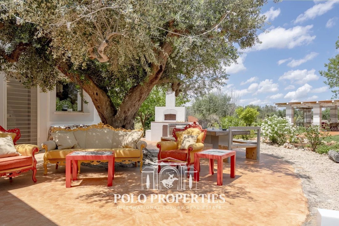 Villa in Sava, Apulia, Apulia, Italy 2 - 15279764