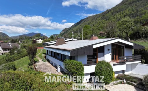 Villa in Nord, Marignier, France 1