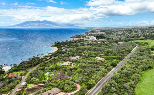 Land in Kihei, Hawaii, United States 1