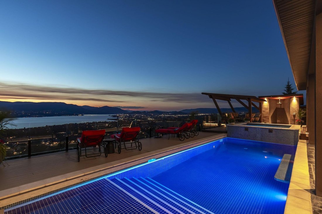House in Kelowna, British Columbia, Canada 1 - 17695363