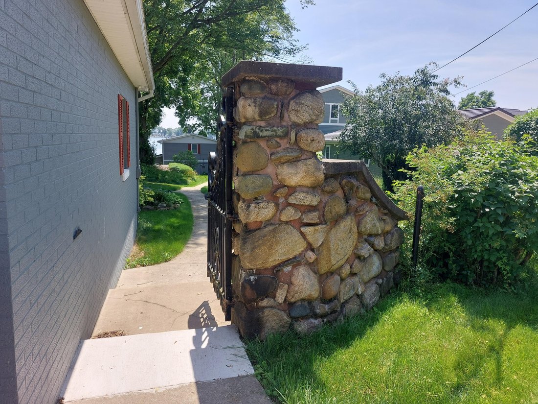 House in Edwardsburg, Michigan, United States 4 - 17699681