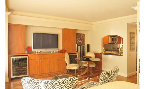 Condo in New York, New York, United States 1
