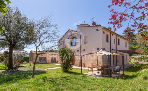 Villa in Sarteano, Tuscany, Italy 1
