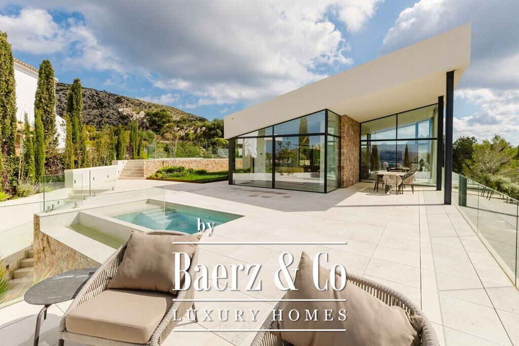 Villa in Alcudia, Balearic Islands, Spain 1 - 17476189