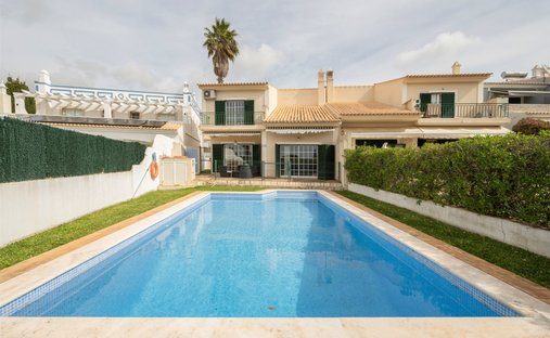 House in Loule (Sao Clemente), Algarve, Portugal 1