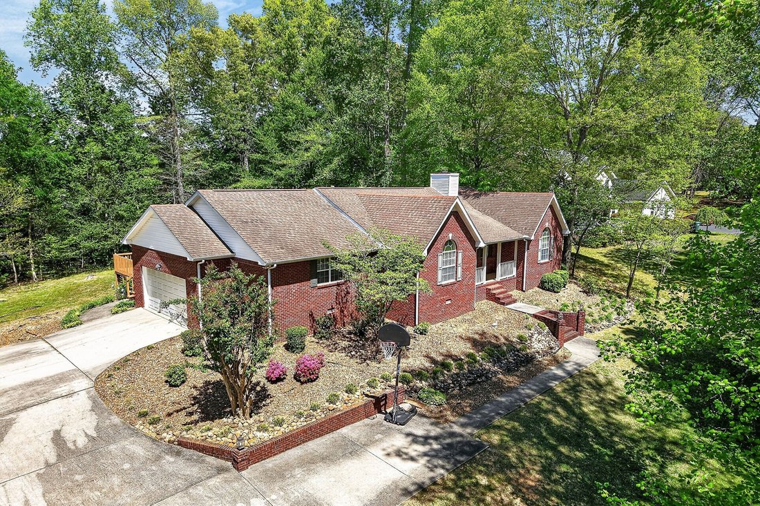 House in McMinnville, Tennessee, United States 4 - 17697615