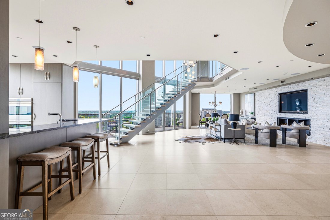 Condo in Atlanta, Georgia, United States 1 - 17698845
