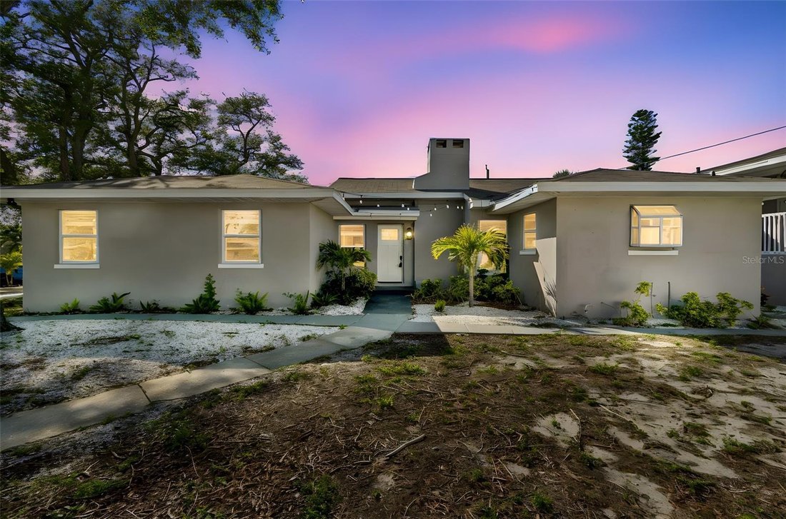 House in Largo, Florida, United States 1 - 17648882