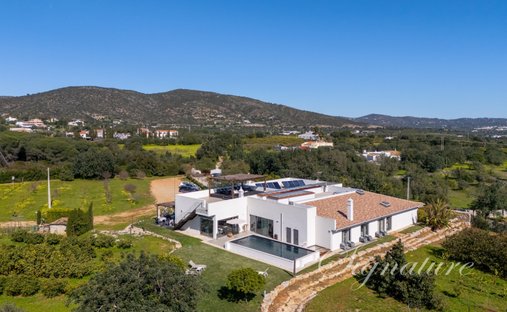 Maison à Santa Bárbara de Nexe, Algarve, Portugal 1