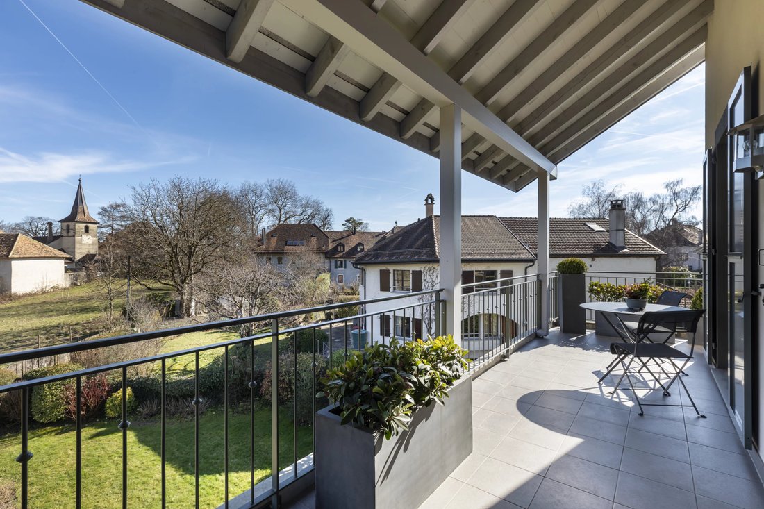 Magnificent Apartment Near Nyon