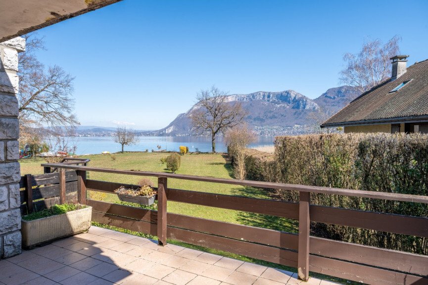 Estate in Sévrier, Auvergne-Rhône-Alpes, France 5 - 17697315