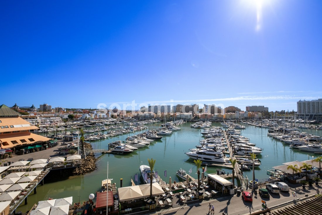 Apartment in Vilamoura, Quarteira, Algarve 2 - 17698447
